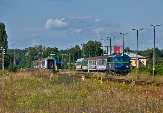 SU46-031